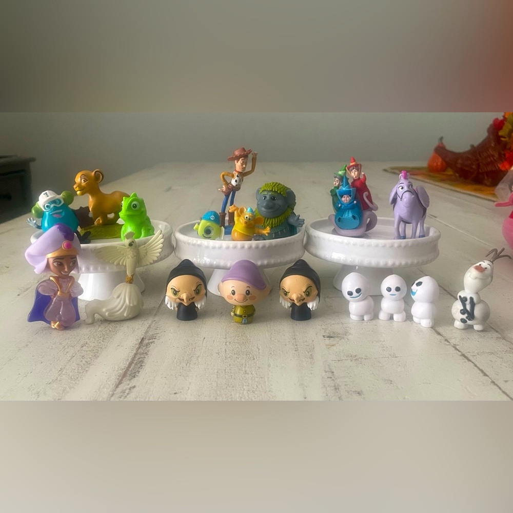 Disney figures